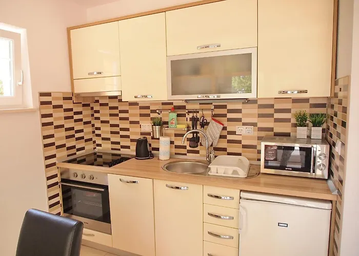 Apartmán Rea Orebi - One Bedroom With Terrace 3 *